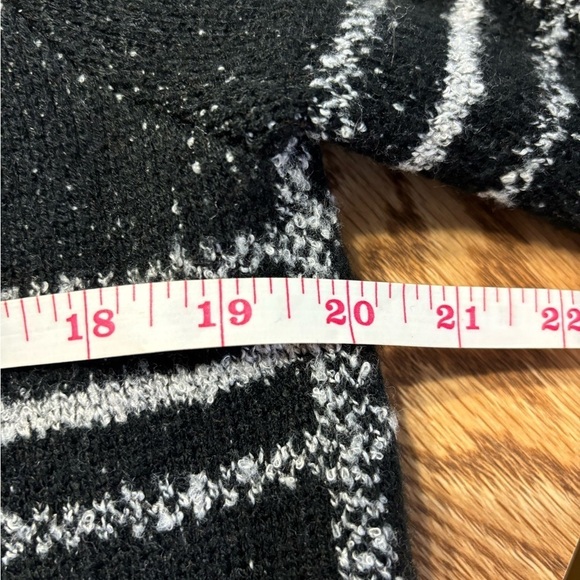 Longline Sweater Jacket/Duster, Large - Picture 5 of 6